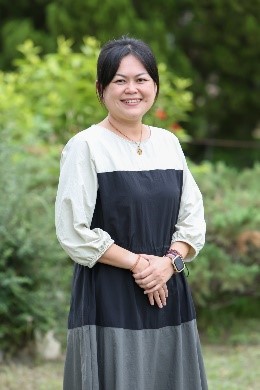 教師盧奕玲